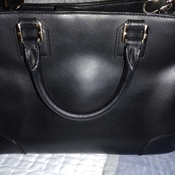 Tory Burch  medium purse - Picture 2 of 6